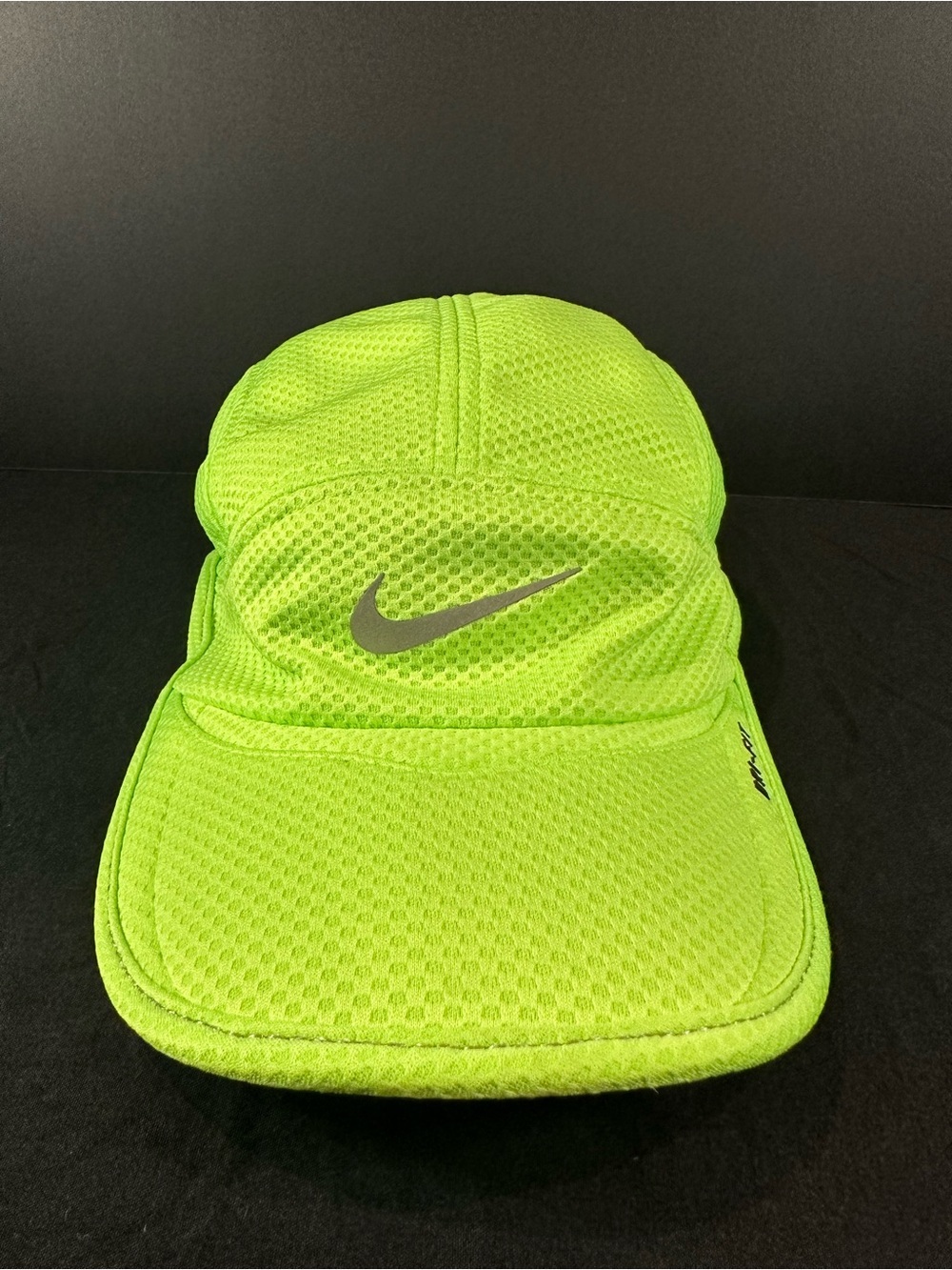 Rare! Nike Daybreak Dri-fit Fly Running Hat with Reflective Swoosh